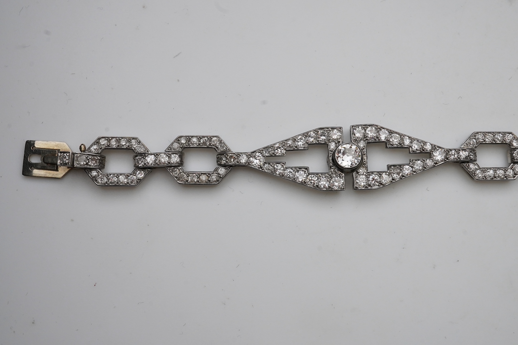 An Art Deco diamond bracelet, France, circa 1930